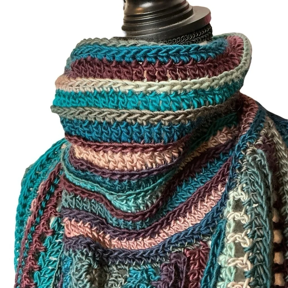 Handcrafted Crochet Cowl Neck Scarf With Fringe New Handmade‎ by Seller Knit